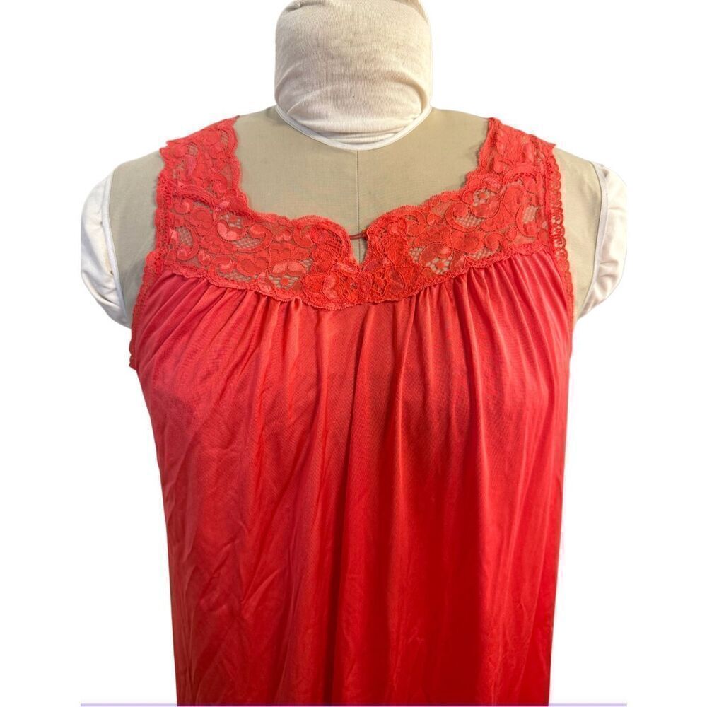Shadow Line Women’s Nightgown & Robe Set Vtg 2-Pcs Sz. M Red Silky Nylon - Picture 2 of 12